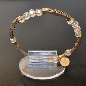 Alex and Ani Bracelet Gold Tone Metal Aurora Borealis Beaded Fashion Jewelry